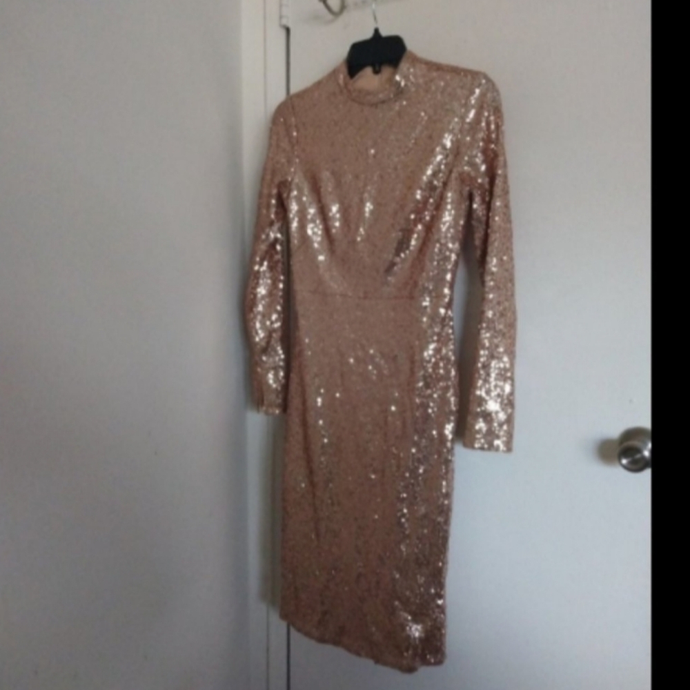 Love by Theia Sequin Mock Neck Dress Sz 2